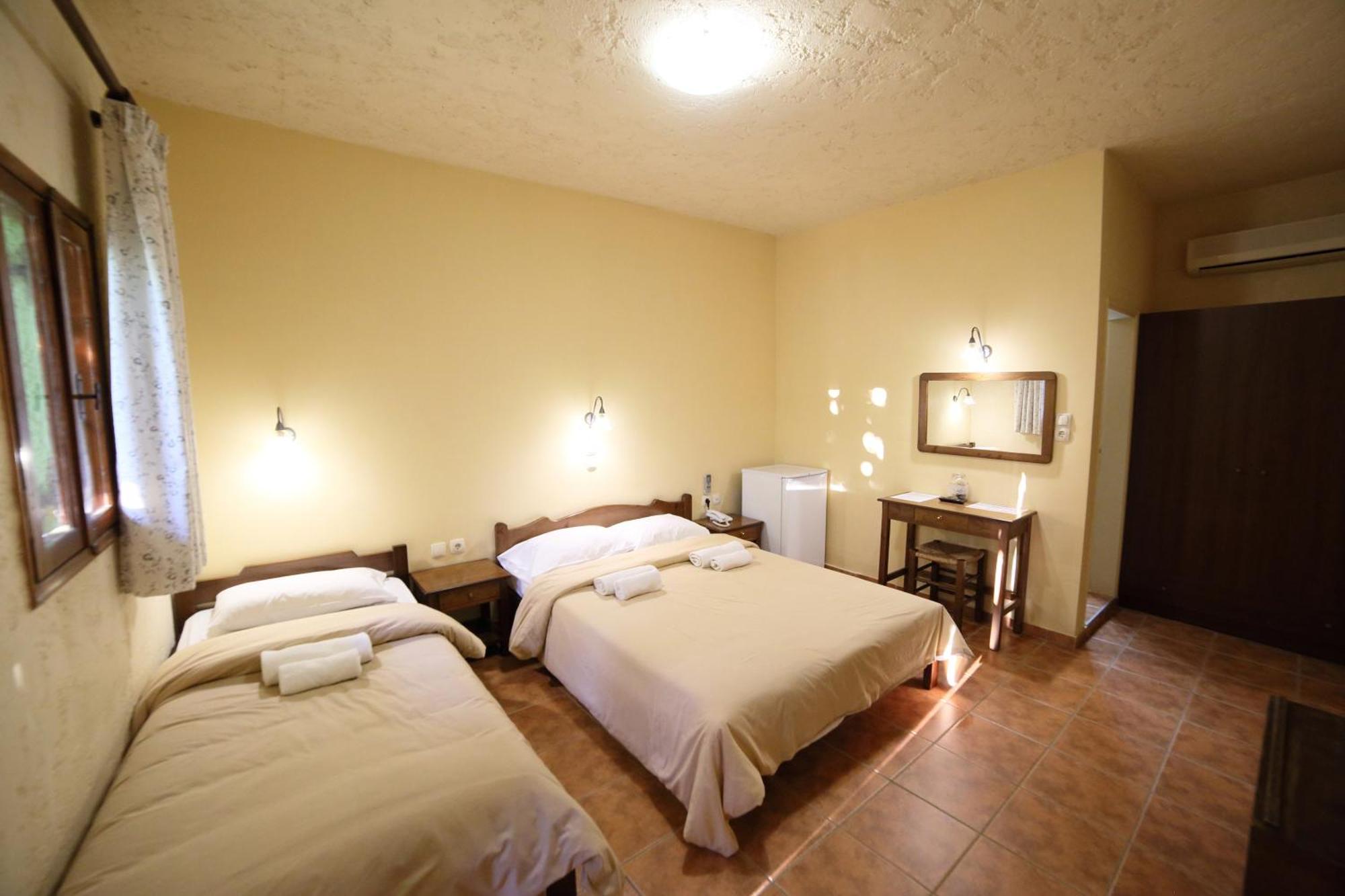 Idi Hotel Zarós 部屋 写真
